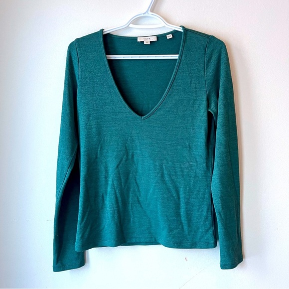 Vince Tops - Vince Teal Long Sleeve Stretch Knit Top Size Medium V-Neck Minimalist Basic